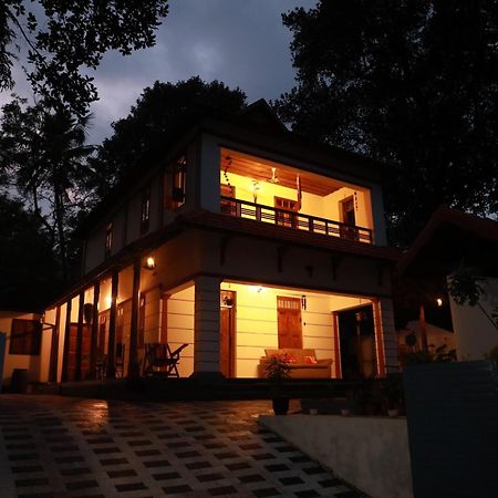 Kovalam Lake View Villa Vellayani Екстериор снимка