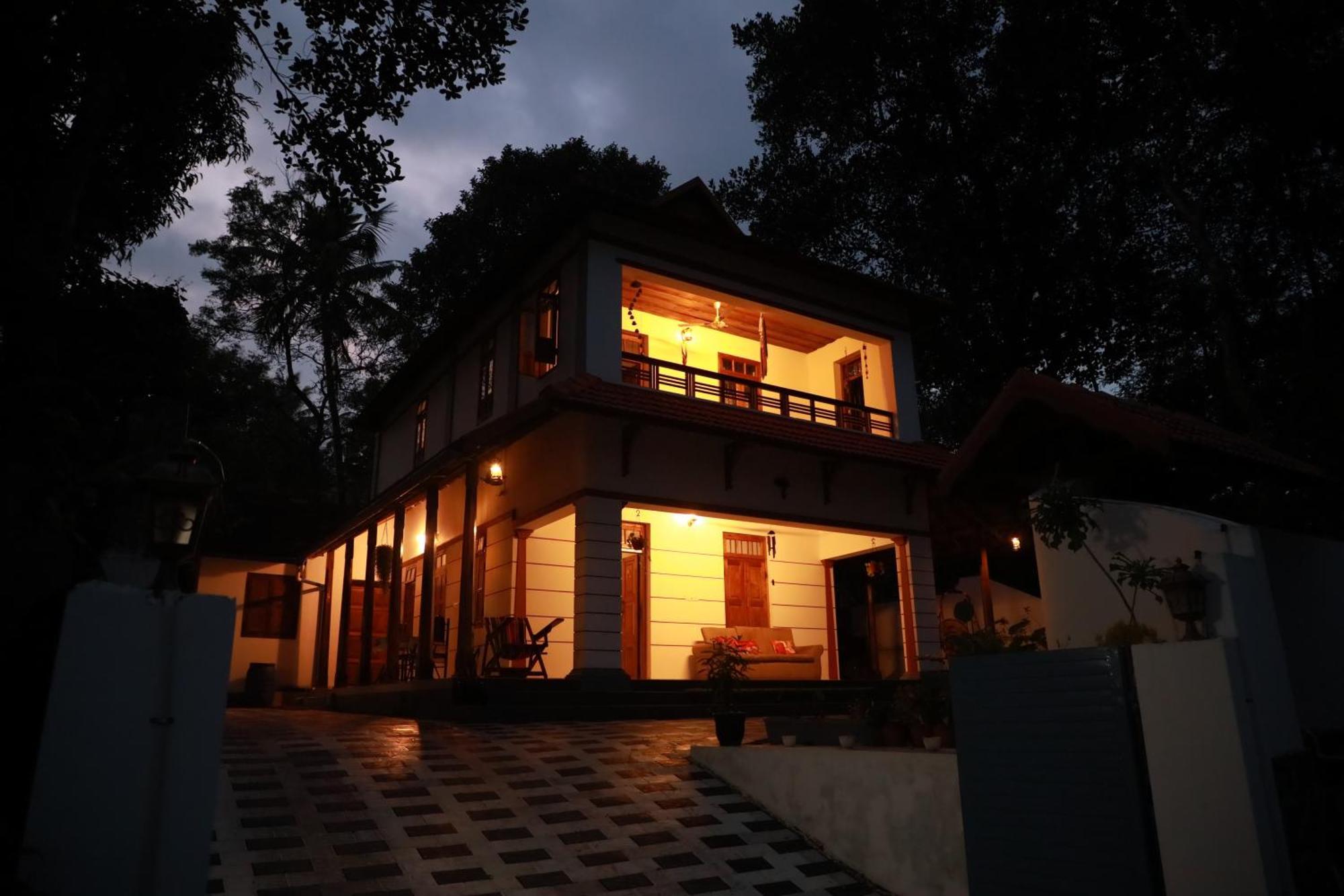 Kovalam Lake View Villa Vellayani Екстериор снимка