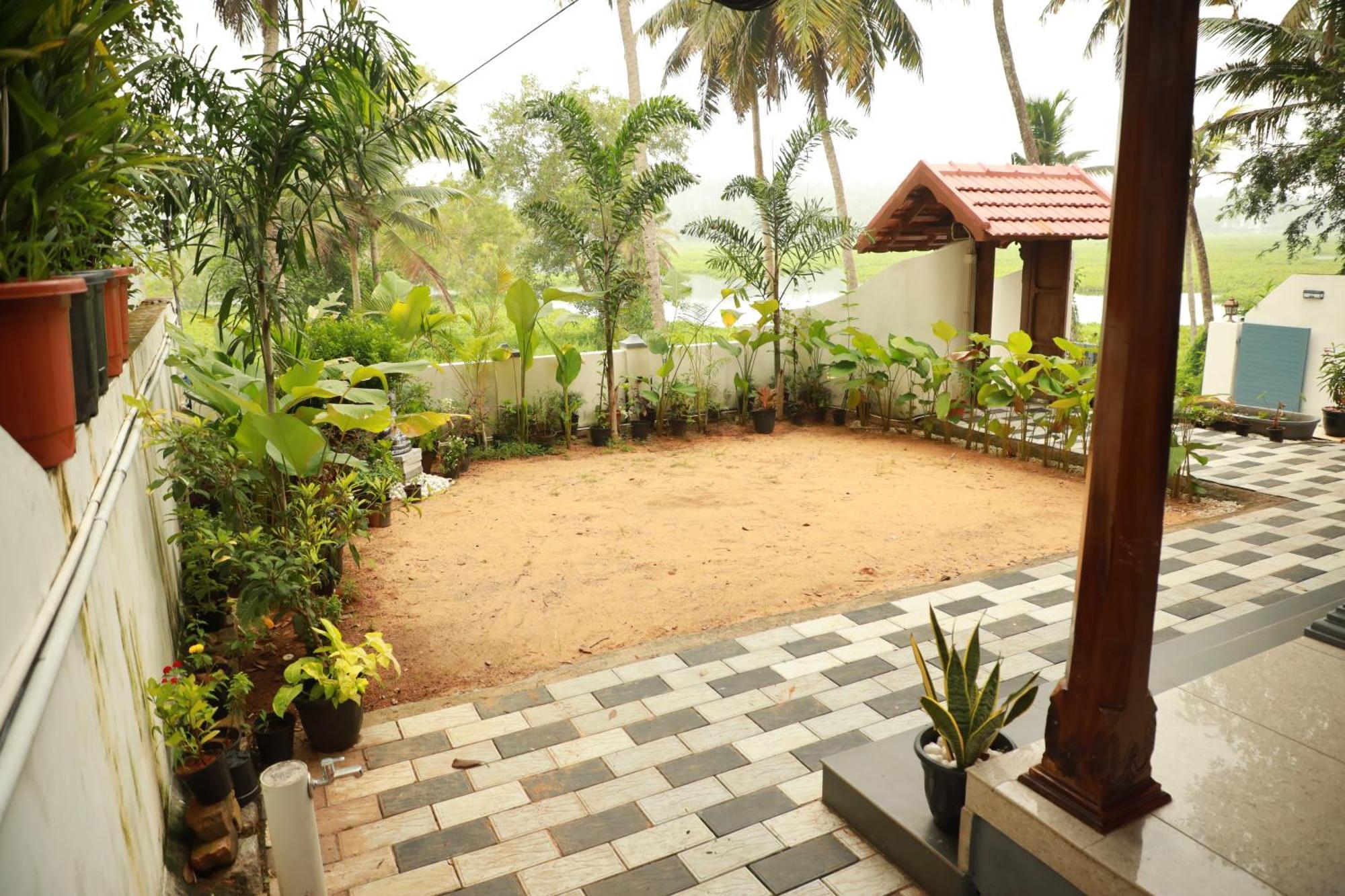Kovalam Lake View Villa Vellayani Екстериор снимка