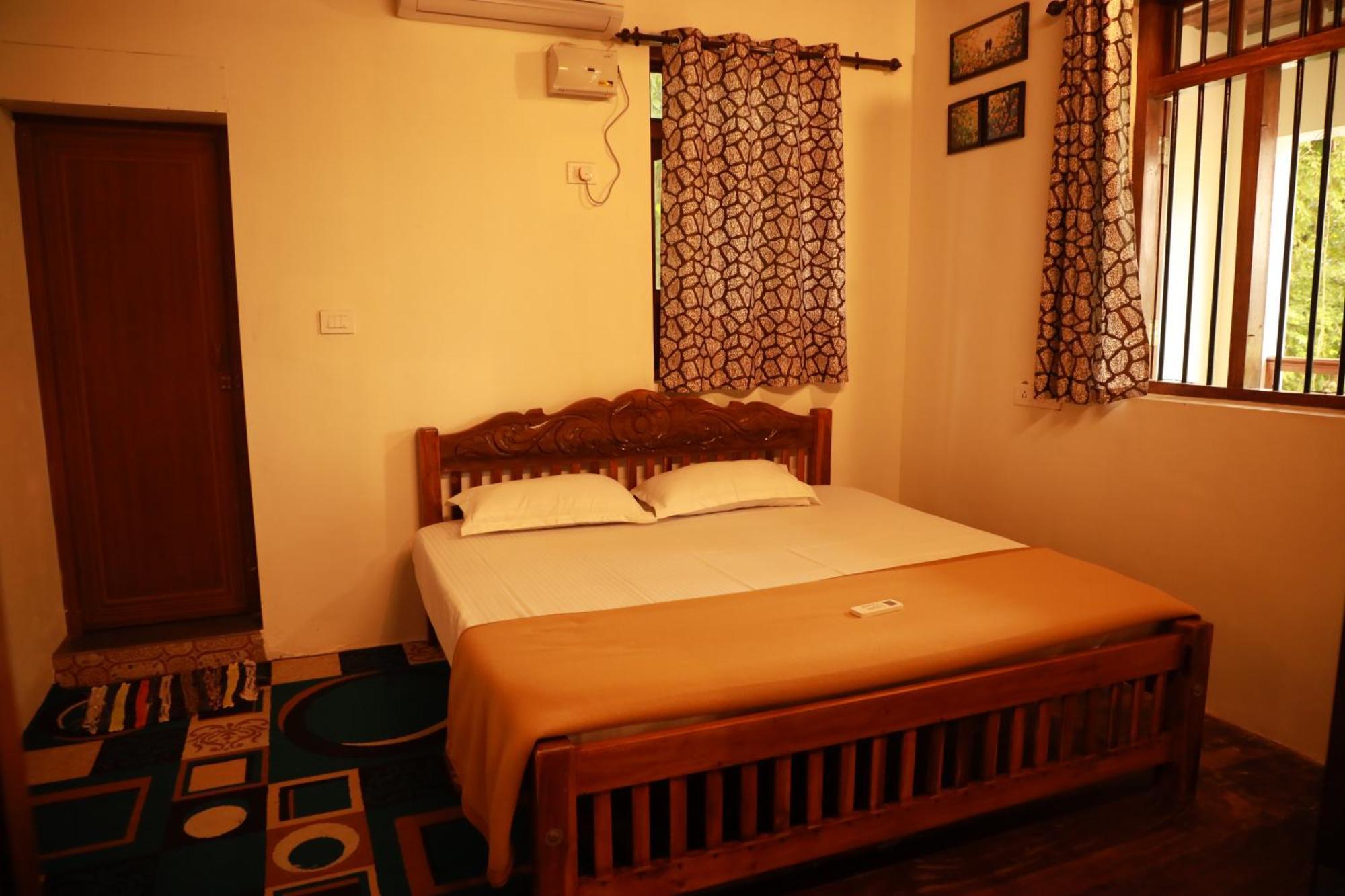 Kovalam Lake View Villa Vellayani Екстериор снимка