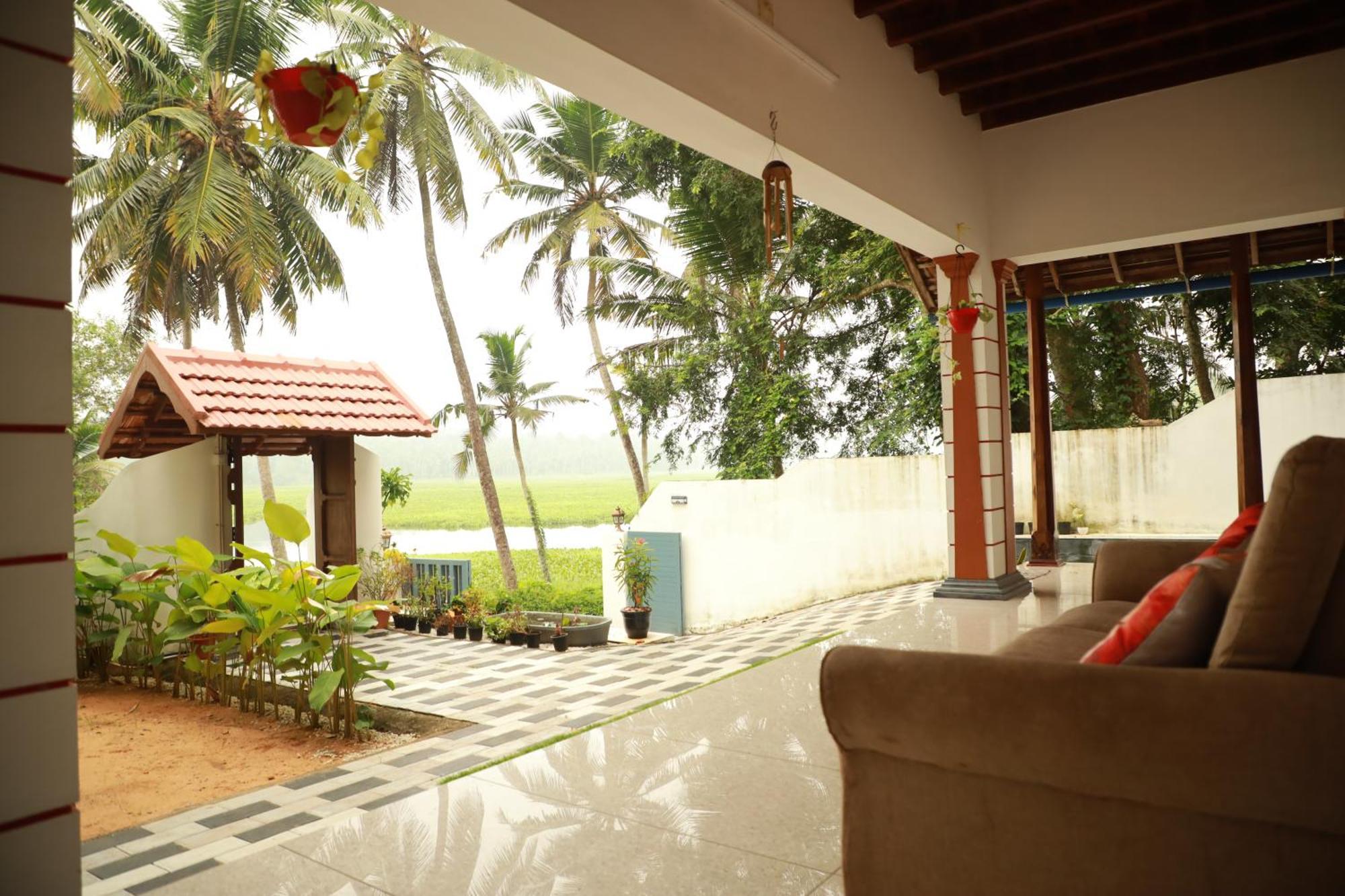Kovalam Lake View Villa Vellayani Екстериор снимка