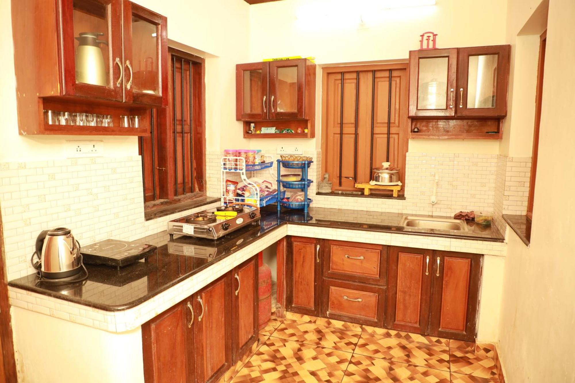 Kovalam Lake View Villa Vellayani Екстериор снимка