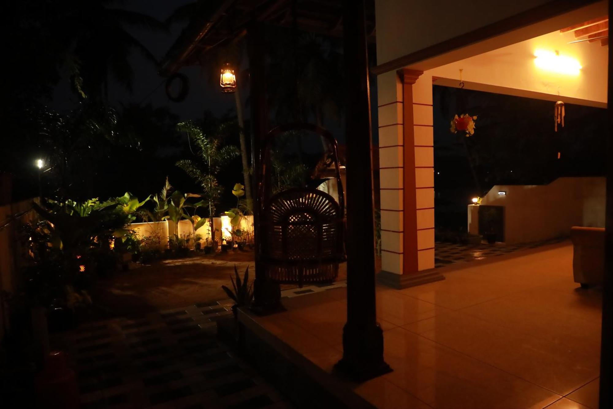 Kovalam Lake View Villa Vellayani Екстериор снимка