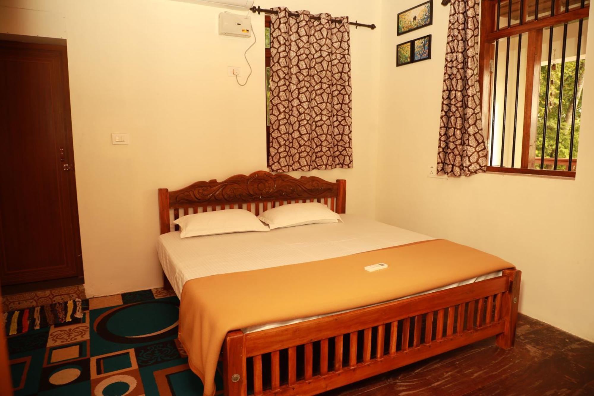Kovalam Lake View Villa Vellayani Екстериор снимка