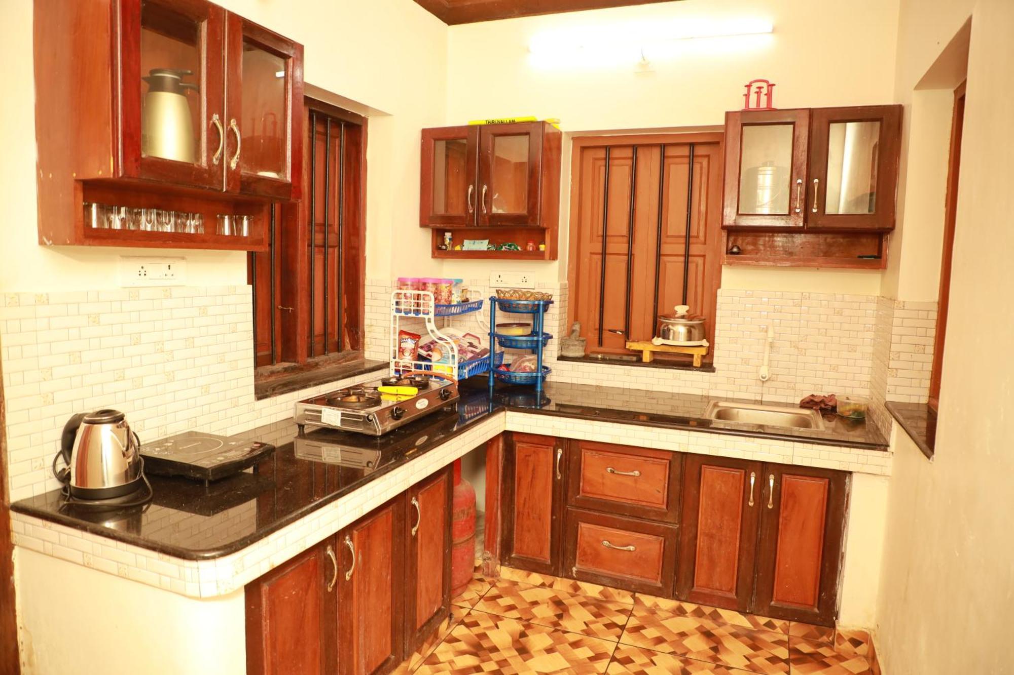 Kovalam Lake View Villa Vellayani Екстериор снимка