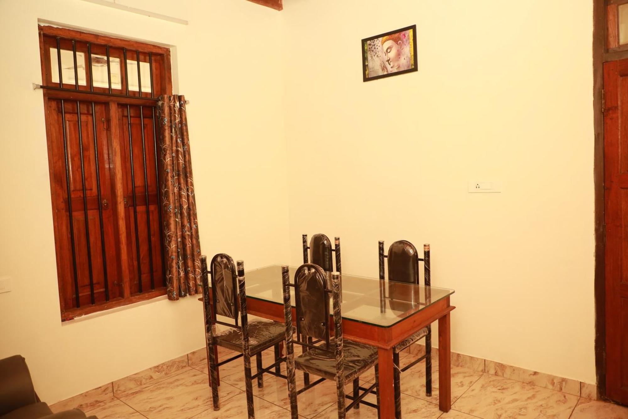 Kovalam Lake View Villa Vellayani Екстериор снимка